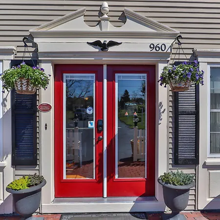 Eagle Wing Inn - Cape Cod-2