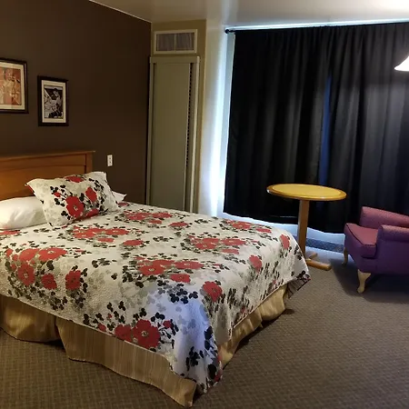 Knights Inn Woodstock-3