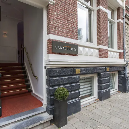 Amsterdam Canal Hotel-2