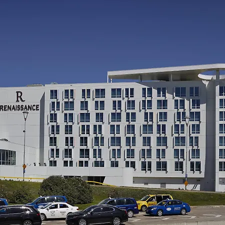 Renaissance Edmonton Airport Hotel-3