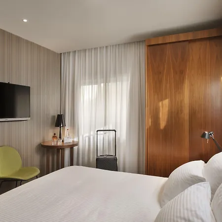 Jacob Shenkin Hotel-3