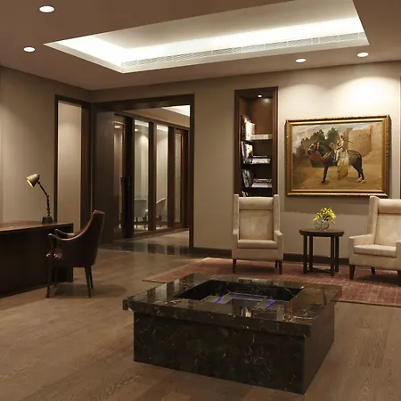 Roseate House New Delhi-3
