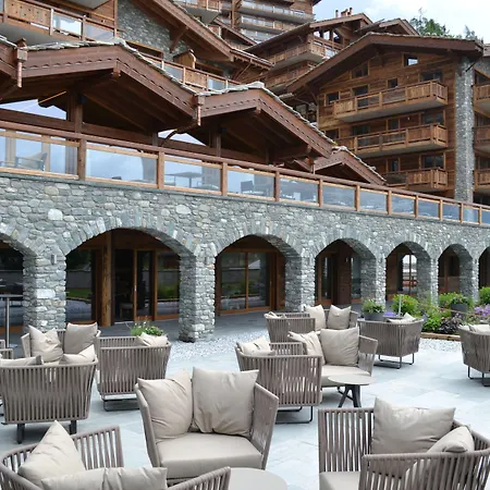 Nendaz 4 Vallees & Spa 4* Superior-2