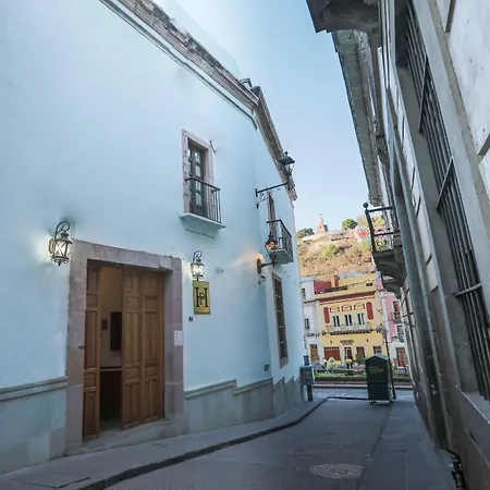 Hotel de la Paz-3