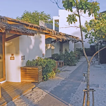 Escape Beach Resort - New Look&Improved-2