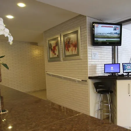 Hotel Confiance Batel-3