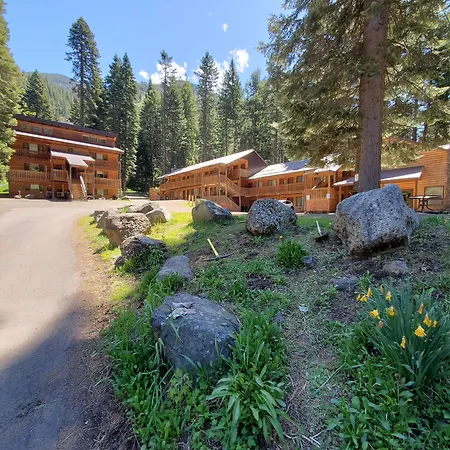 Eagle Cap Chalets-3