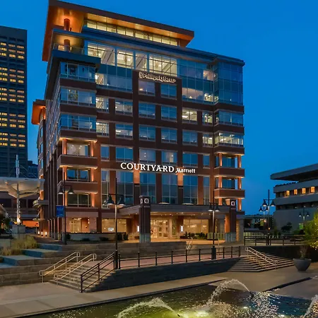 Courtyard By Marriott Buffalo Downtown/Canalside-3
