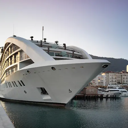 Sunborn Gibraltar-3