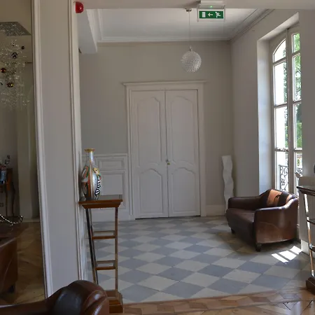 Logis Hotels - Château Saint Marcel-3