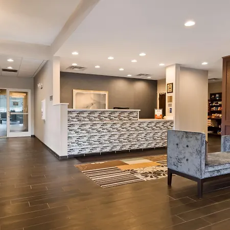 Best Western Plus Boardman Inn & Suites-3