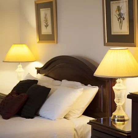 Cobb & Co Court Boutique Hotel-2