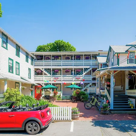 Pequot Hotel-3