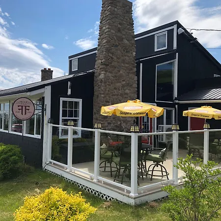 The Iona Heights Inn-3