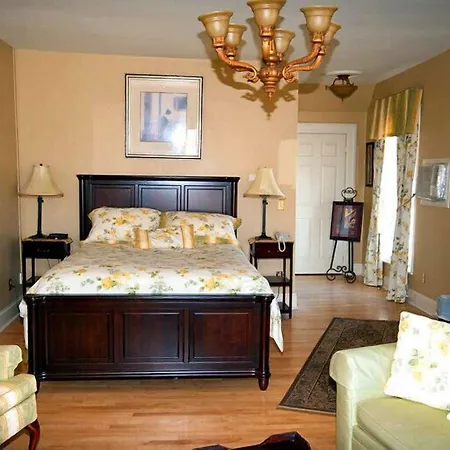 Lynwood Inn-3