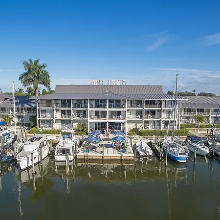 Cove Inn On Naples Bay-2