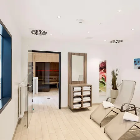 Park Inn By Radisson Neumarkt-2