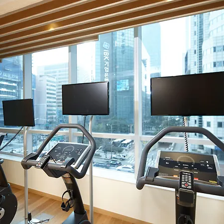 Lotte City Hotel Myeongdong-3