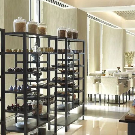 Four Seasons Hotel Abu Dhabi At Al Maryah Island-2