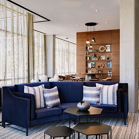 Ac Hotel By Marriott Phoenix Tempe/Downtown-2