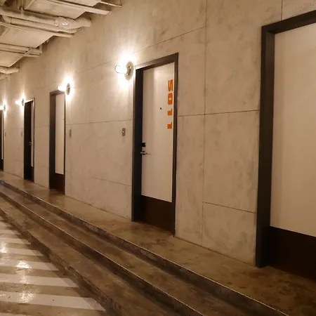 Hotel Papa Whale-2