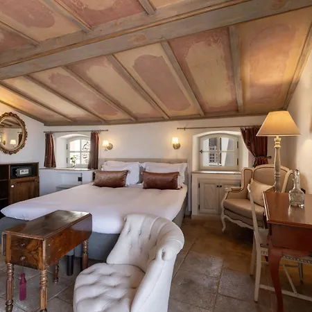 Chateau Le Cagnard-3