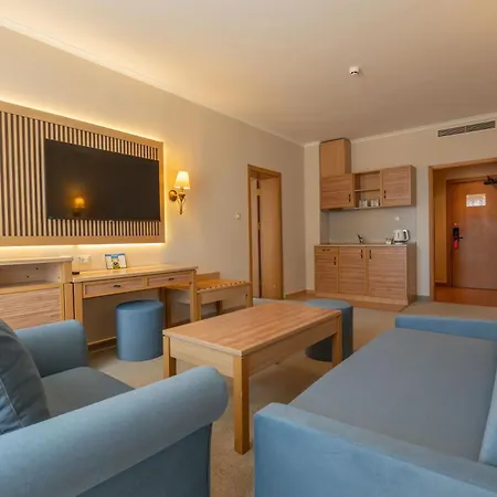 Dit Majestic Beach Resort-3