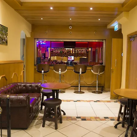 Kilmorey Arms Hotel-3