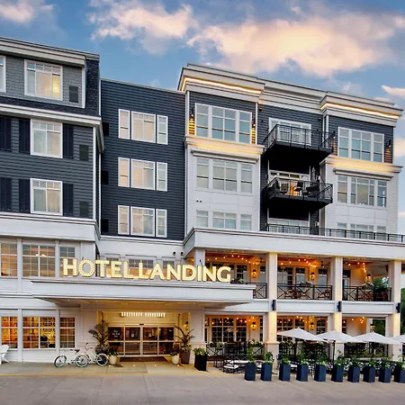The Hotel Landing-2