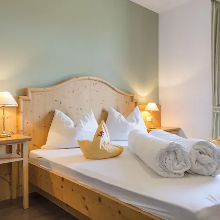 Aparthotel Kronplatz Luxury House-3