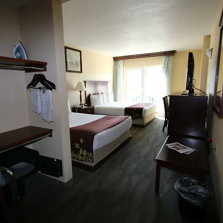 Gold Leaf Hotel Of Dewey-3
