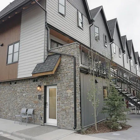 Basecamp Resorts Canmore-2
