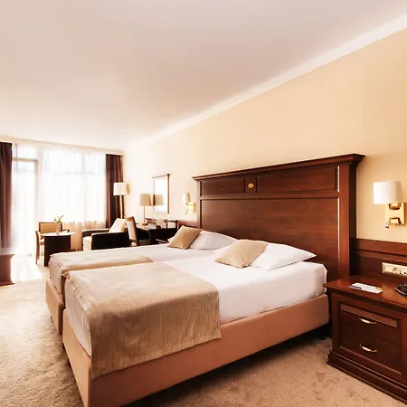 Grand Hotel Neum Wellness & Spa-2