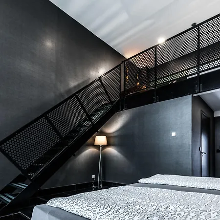 Black Hotels Koeln-3