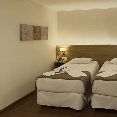 Tryp By Wyndham Varginha Cafe Royal-3