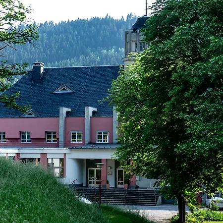 Haus des Volkes - Das Bauhaushotel-2
