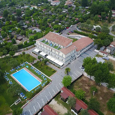 Hotel Villa Paradiso Suite-3