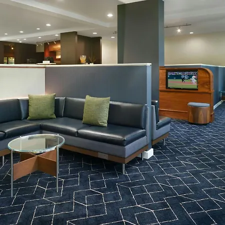 Courtyard By Marriott Perimeter Center-3