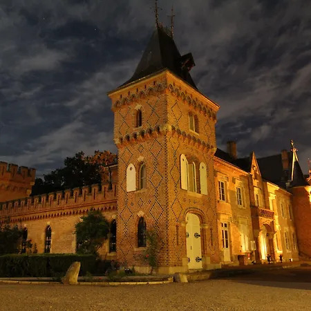 Hostellerie Du Chateau Les Muids-2