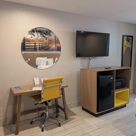Days Inn By Wyndham Arcadia Louisiana-3