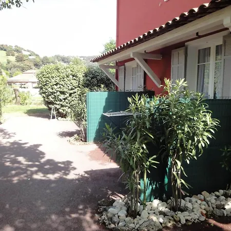 Hotel du Bosquet-2