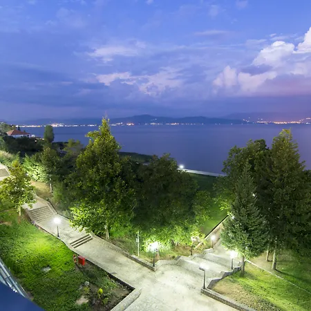 Hotel Izgrev Spa & Aquapark-2