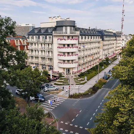 Hotel & Spa Trzy Wyspy-2