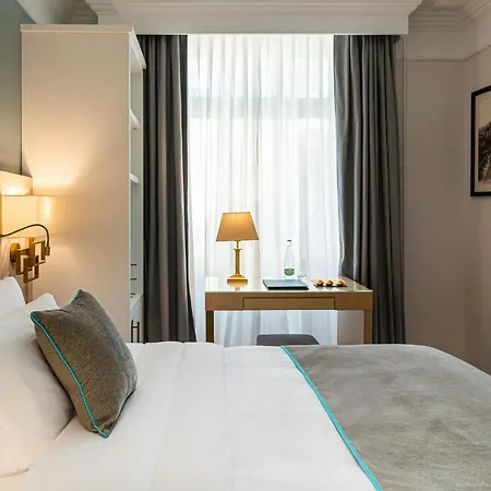 Grand Hotel Suisse Majestic, Autograph Collection-3