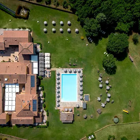 Hotel & Restaurant Casolare Le Terre Rosse-3