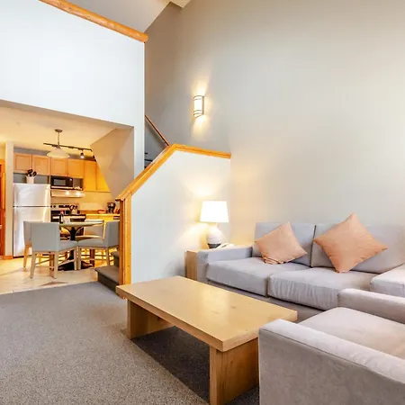 Lizard Creek Lodge-3