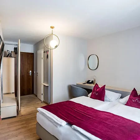 Altstadthotel Weisse Taube-2
