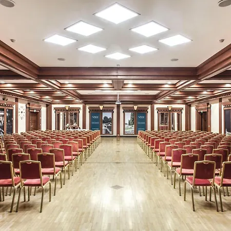Verdi Budapest Aquincum-2
