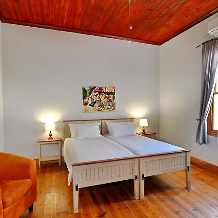 Mimosa Lodge-2