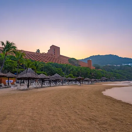 Las Brisas Ixtapa-2